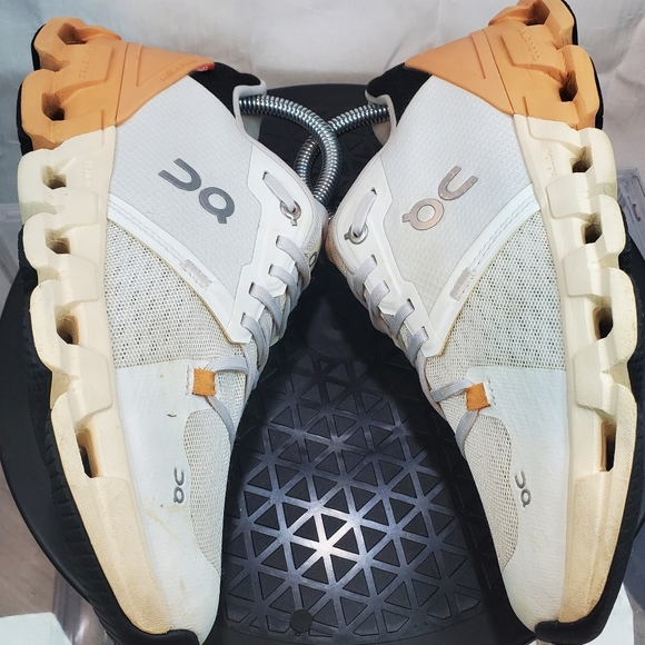 On Running Womens Cloud Flyer Running Training Shoes White Sand Orange SIZE 8 - Picture 5 of 14